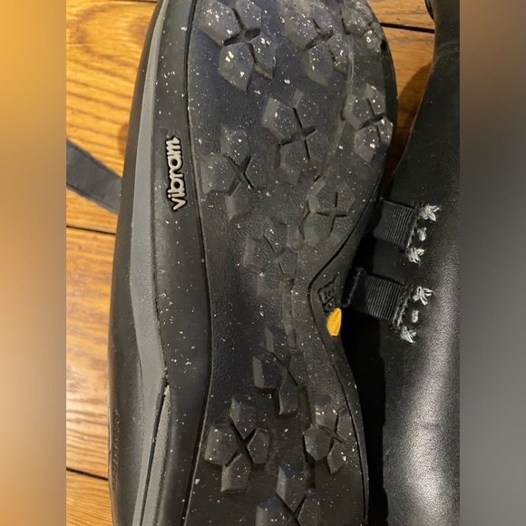 EUC Timberland Outdoor Performance black leather shoes, smart wool lined,size 10 - Picture 8 of 14